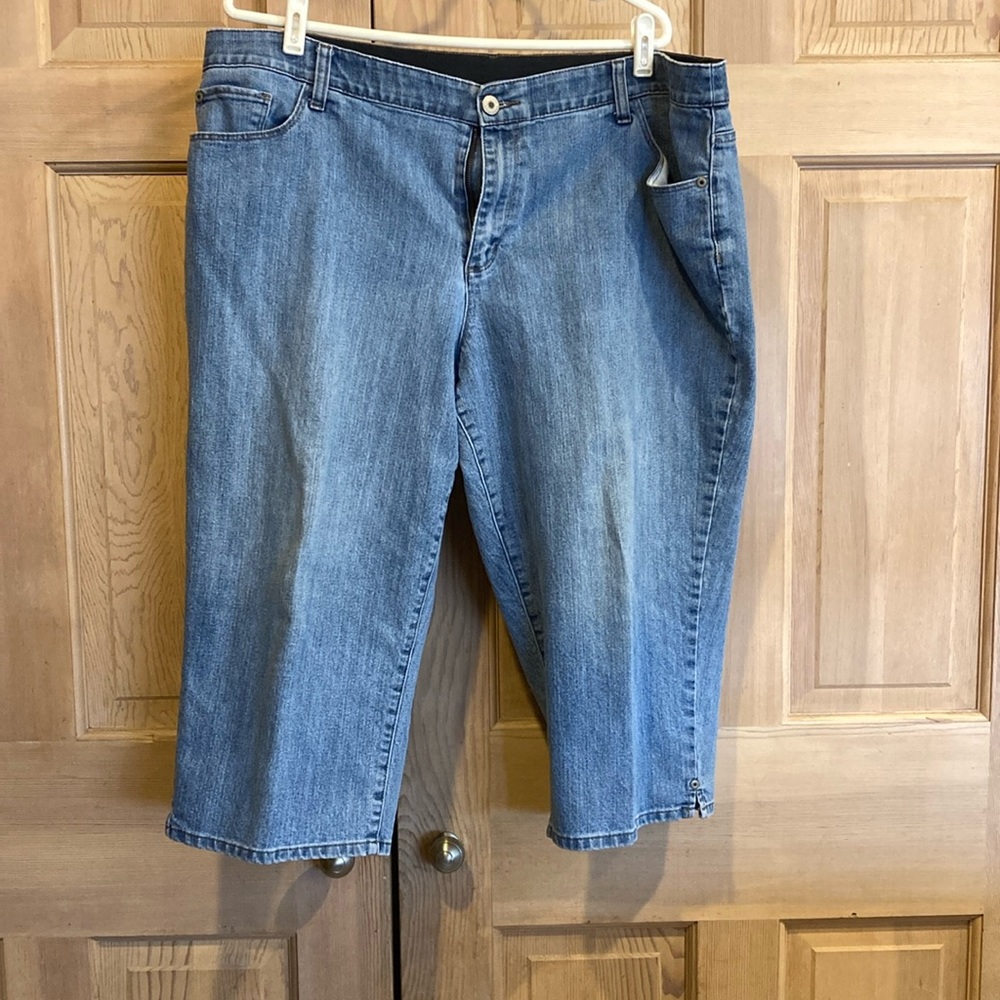 CJBanks denim capris, size 20W